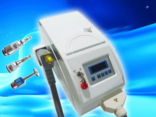 Không có tác hại Laser Tattoo Removal Máy thiết bị với Giấy chứng nhận CE cho Pigment diệt