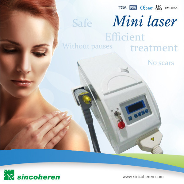 Mini Laser Tattoo Removal Máy Với Big LCD Ví Thắt chặt da / Loại bỏ Reflecks